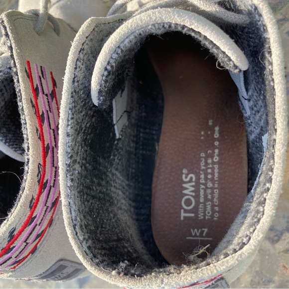 TOMS Wedge Booties - Picture 4 of 4